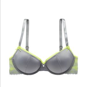 NWOT Ella Gel Push Up Bra